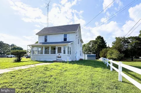 806 Church St, Sharptown, MD 21861