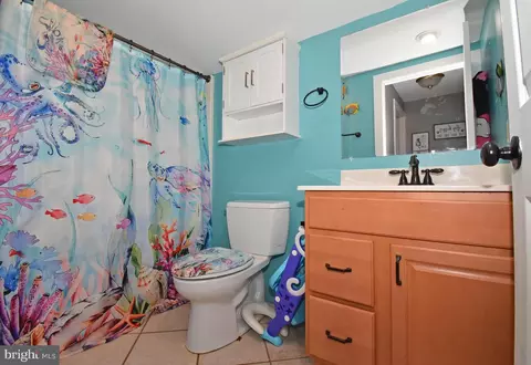 Bath - 903 Johnson Rd, Salisbury, MD 21804 photo 1 of 3