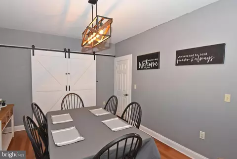 Dining - 903 Johnson Rd, Salisbury, MD 21804 photo 2 of 4