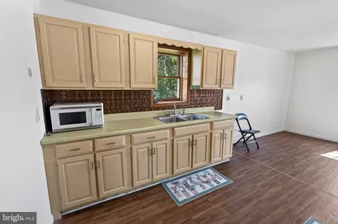 Entry Way - 403 Rose St, Salisbury, MD 21801 photo 2 of 5