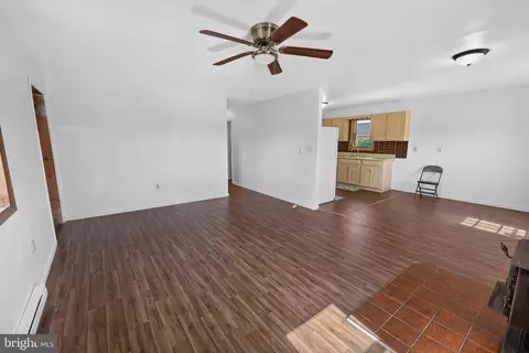 Entry Way - 403 Rose St, Salisbury, MD 21801 photo 1 of 5
