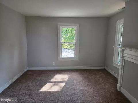 Living - 2689 Church St, Quantico, MD 21856 photo 6 of 7
