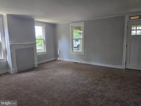 Living - 2689 Church St, Quantico, MD 21856 photo 3 of 7