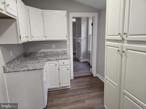 Entry Way - 2689 Church St, Quantico, MD 21856 photo 2 of 5