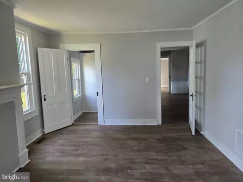 Living - 2689 Church St, Quantico, MD 21856 photo 5 of 7
