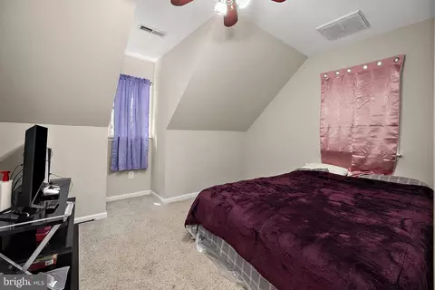 Bedroom - 1501 Handys Mdw, Salisbury, MD 21801 photo 7 of 11