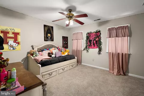 Bedroom - 1501 Handys Mdw, Salisbury, MD 21801 photo 6 of 11