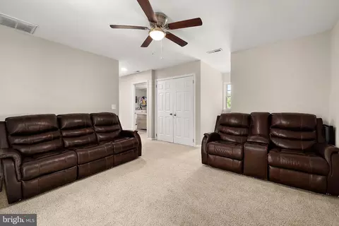 Entry Way - 1501 Handys Mdw, Salisbury, MD 21801 photo 5 of 7