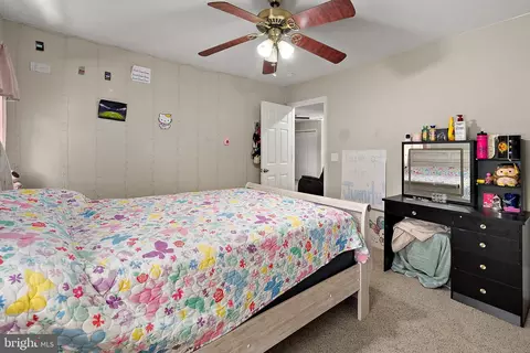 Bedroom - 1501 Handys Mdw, Salisbury, MD 21801 photo 5 of 11