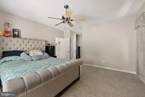 Bedroom - 1501 Handys Mdw, Salisbury, MD 21801 photo 3 of 11
