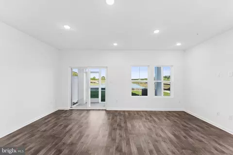 Living - 313 Clement Loop, Salisbury, MD 21801 photo 2 of 2