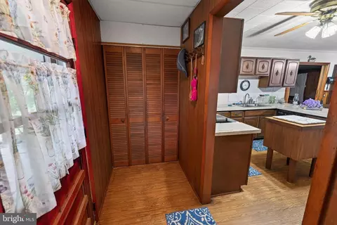 Entry Way - 33997 E Line Rd, Delmar, MD 21875 photo 3 of 3