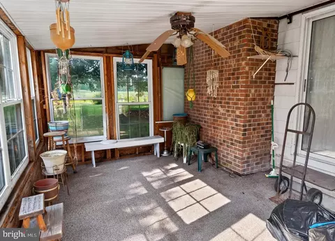 Exterior - 33997 E Line Rd, Delmar, MD 21875 photo 3 of 9