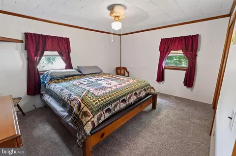 Bedroom - 33997 E Line Rd, Delmar, MD 21875 photo 1 of 12