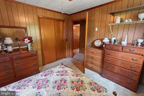 Bedroom - 33997 E Line Rd, Delmar, MD 21875 photo 9 of 12
