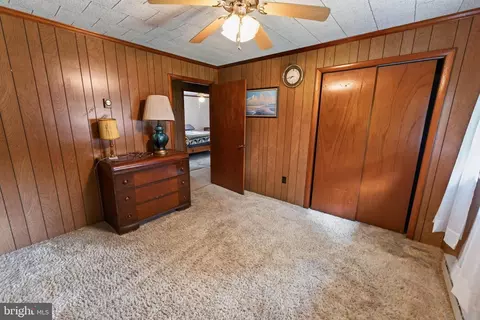 Bedroom - 33997 E Line Rd, Delmar, MD 21875 photo 6 of 12