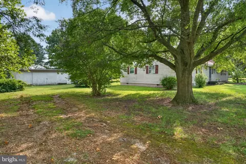 Exterior - 33997 E Line Rd, Delmar, MD 21875 photo 8 of 9