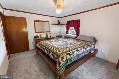 Bedroom - 33997 E Line Rd, Delmar, MD 21875 photo 2 of 12