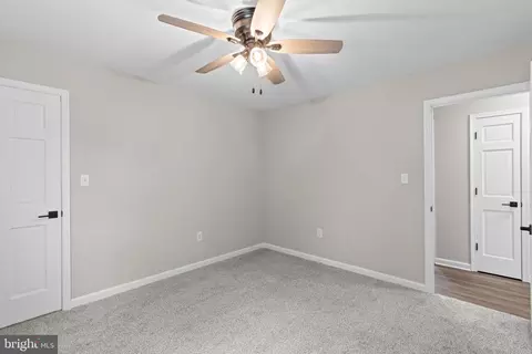 Bedroom - 30827 Ward Rd, Salisbury, MD 21804 photo 8 of 9