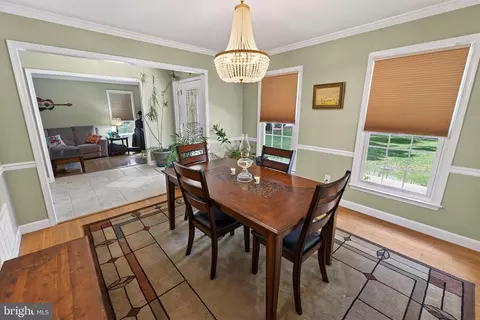 Dining - 5545 Nithsdale Dr, Salisbury, MD 21801 photo 2 of 2