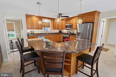 Kitchen - 5545 Nithsdale Dr, Salisbury, MD 21801 photo 1 of 6