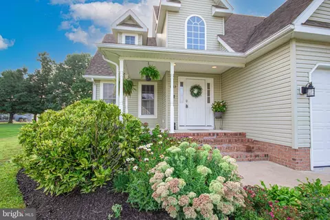 Exterior - 8763 Lenox Dr, Delmar, MD 21875 photo 3 of 7