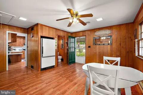 Entry Way - 100 Barbara Ave, Hebron, MD 21830 photo 5 of 5