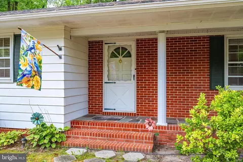 Exterior - 100 Barbara Ave, Hebron, MD 21830 photo 2 of 17