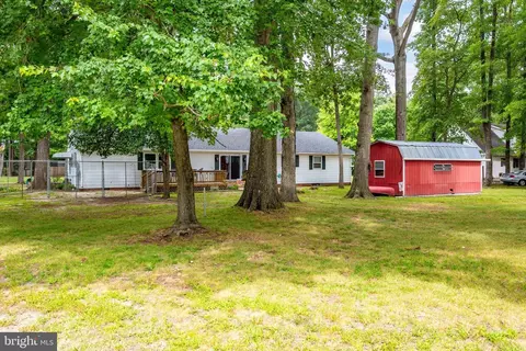 Exterior - 100 Barbara Ave, Hebron, MD 21830 photo 16 of 17