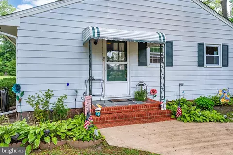 Exterior - 100 Barbara Ave, Hebron, MD 21830 photo 8 of 17