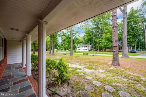 Exterior - 100 Barbara Ave, Hebron, MD 21830 photo 3 of 17