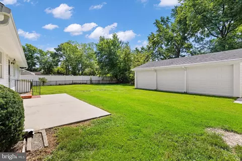 Exterior - 7010 Brantley Dr, Salisbury, MD 21804 photo 7 of 8