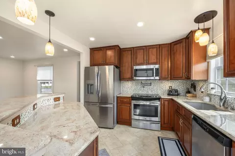 Kitchen - 806 Brookmeade Ct, Salisbury, MD 21804 photo 2 of 3