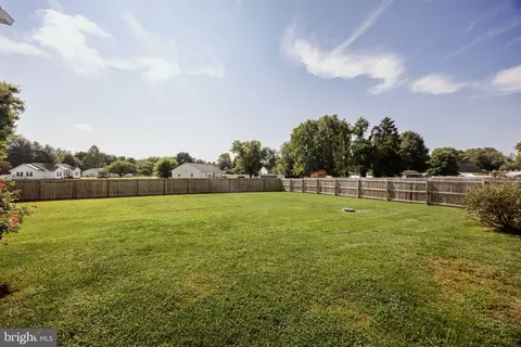 Exterior - 806 Brookmeade Ct, Salisbury, MD 21804 photo 2 of 3