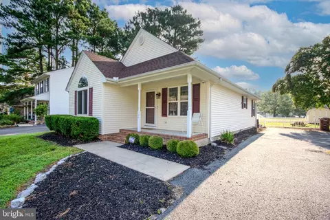 154 Emily Dr, Fruitland, MD 21826