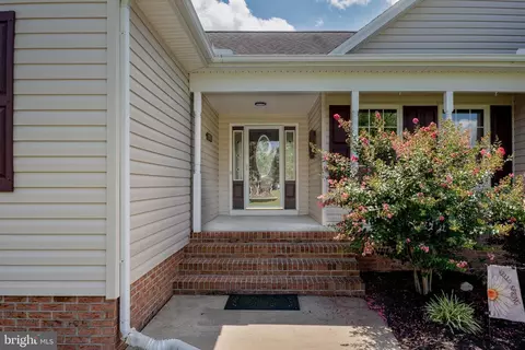 Exterior - 26063 Chedrick Ct, Delmar, MD 21875 photo 4 of 9