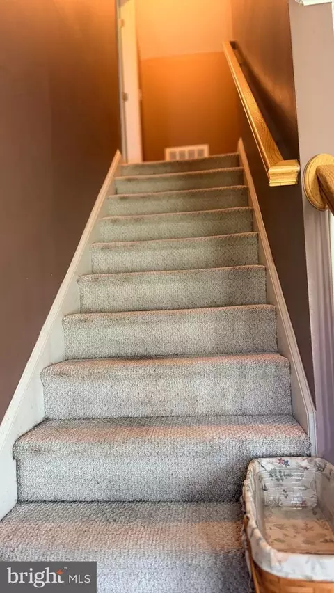 Entry Way - 5916 Oxbridge Dr, Salisbury, MD 21801 photo 1 of 2