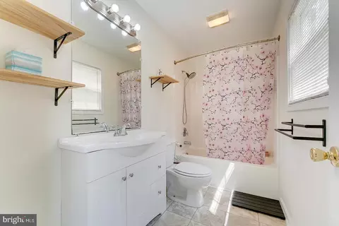 Bath - 115 Emily Dr, Salisbury, MD 21804 photo 1 of 3