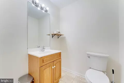 Bath - 115 Emily Dr, Salisbury, MD 21804 photo 2 of 3