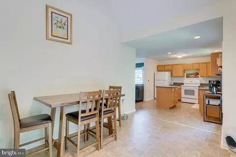 Entry Way - 115 Emily Dr, Salisbury, MD 21804 photo 3 of 7