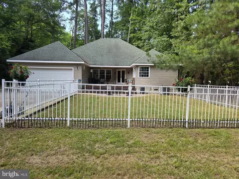 Exterior - 7407 Cherry Walk Rd, Hebron, MD 21830 photo 1 of 1