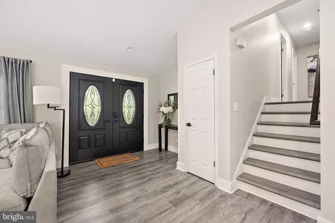 Entry Way - 5302 Chinaberry Dr, Salisbury, MD 21801 photo 1 of 11