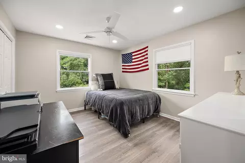 Bedroom - 5302 Chinaberry Dr, Salisbury, MD 21801 photo 5 of 6