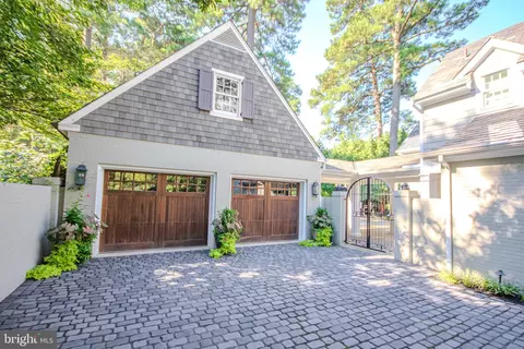Exterior - 1031 Riverside Dr, Salisbury, MD 21801 photo 15 of 24