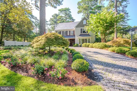 Exterior - 1031 Riverside Dr, Salisbury, MD 21801 photo 3 of 24