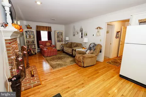 Living - 5239 Silver Run Ln, Salisbury, MD 21801 photo 1 of 1