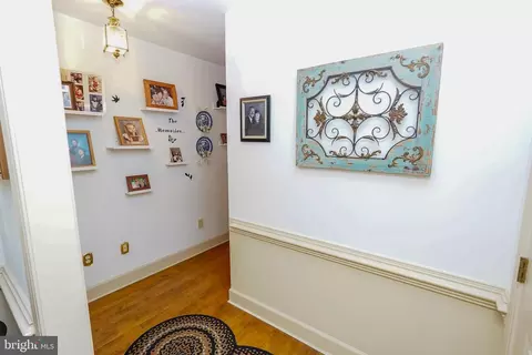 Entry Way - 5239 Silver Run Ln, Salisbury, MD 21801 photo 5 of 6