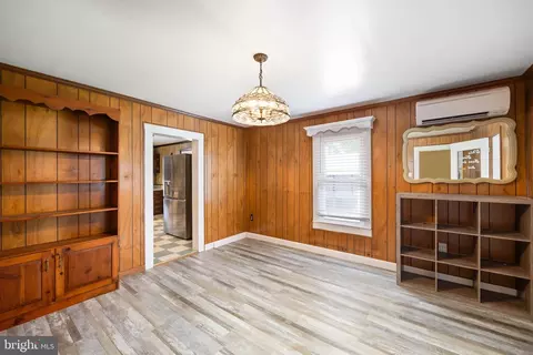 Other - 111 E Lillian St, Hebron, MD 21830 photo 1 of 25