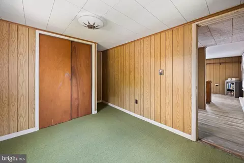 Entry Way - 111 E Lillian St, Hebron, MD 21830 photo 6 of 11