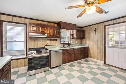 Kitchen - 111 E Lillian St, Hebron, MD 21830 photo 1 of 2